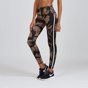 NEW - Siena Legging